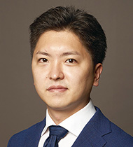 日下 瑞貴 氏